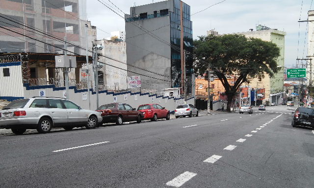 Fotos da Rua Voluntários da Pátria, alt. do n. 2460 (Santana).